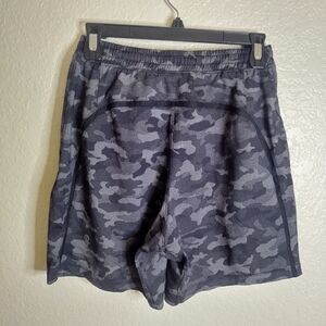 Lululemon Pace Breaker Linerless Short 7" black camo Sz S
